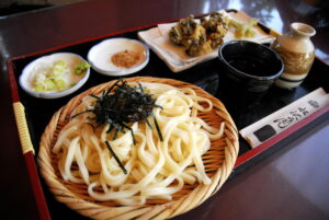 日本3大うどんの一つ「水沢うどん」